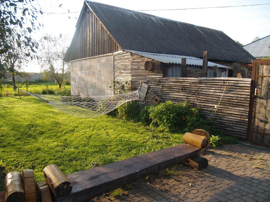 Medny Dvor Farm Stay Medna Exterior foto