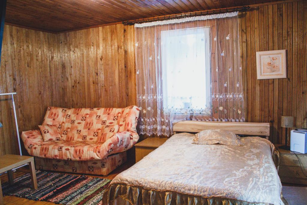 Medny Dvor Farm Stay Medna Exterior foto